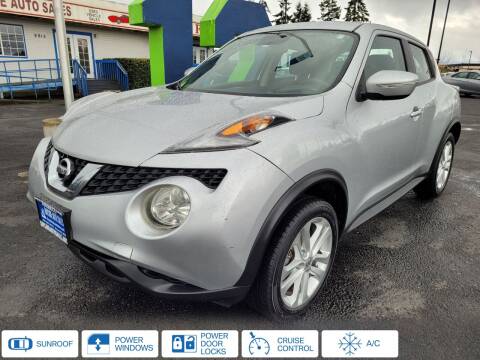 2015 Nissan JUKE for sale at BAYSIDE AUTO SALES in Everett WA