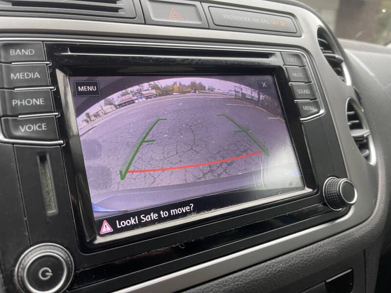 2017 Volkswagen Tiguan 2.0T Wolfsburg Edition