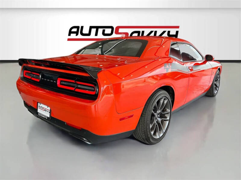 2022 Dodge Challenger