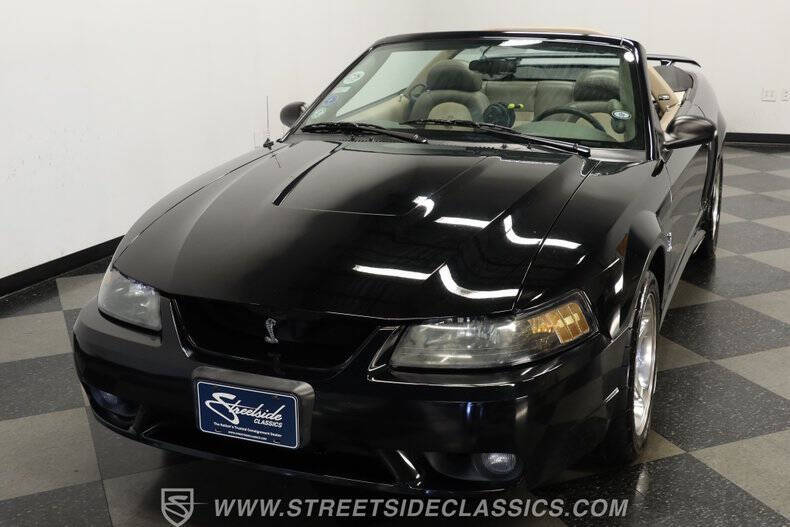2001 Ford Mustang SVT Cobra