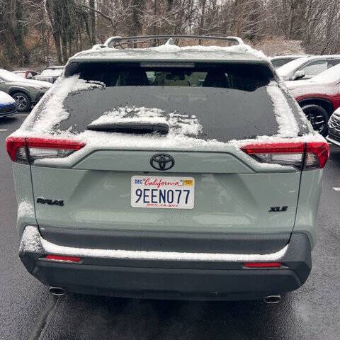 2023 Toyota RAV4 XLE