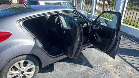 2017 Hyundai Veloster