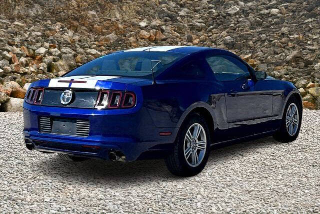 2014 Ford Mustang V6