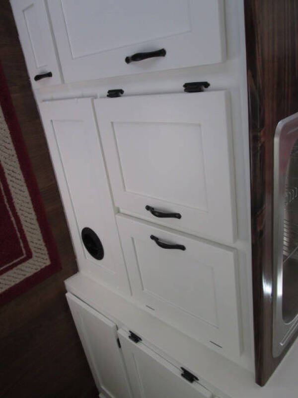 2000 Airstream S27B WB