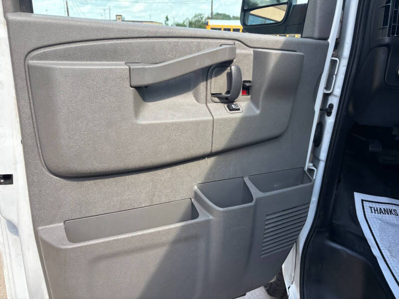 2020 Chevrolet Express 2500