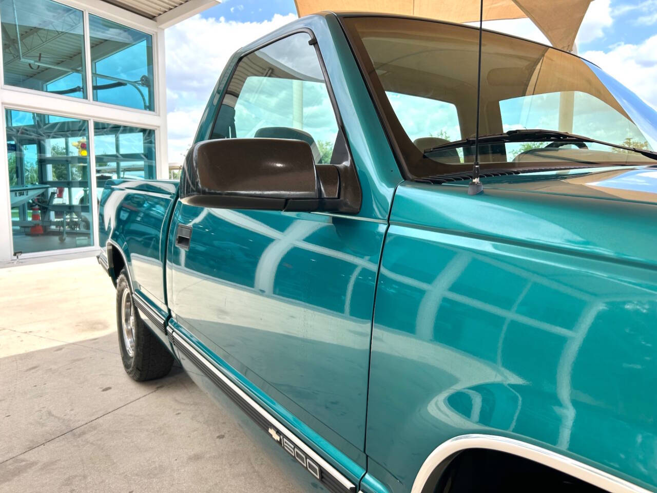 1995 Chevrolet C/K 1500 Series 17