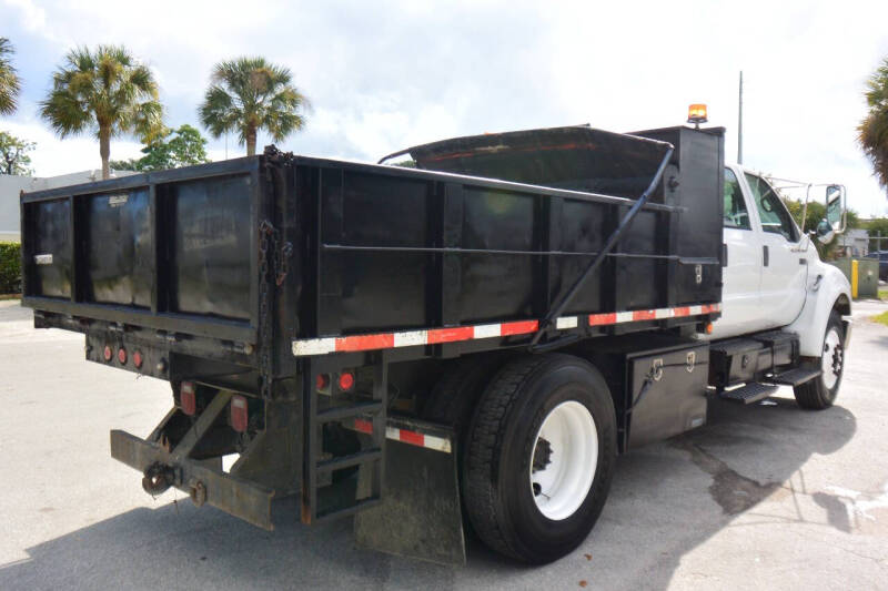 2008 Ford F-750 Super Duty