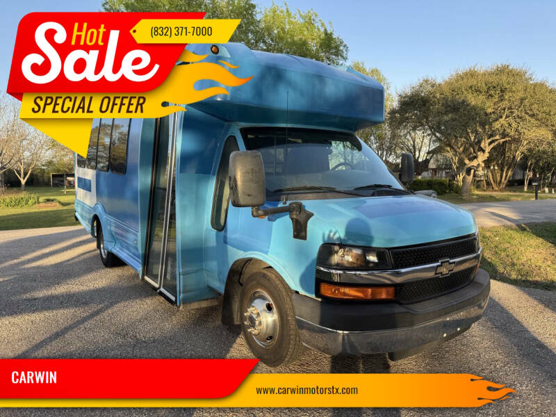 2014 Chevrolet Express Cutaway Base's photo