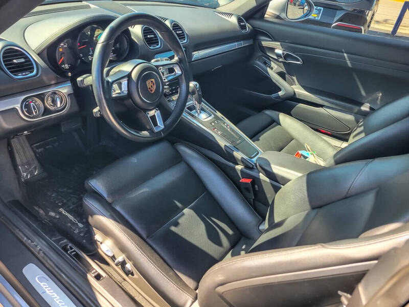 2017 Porsche 718 Cayman