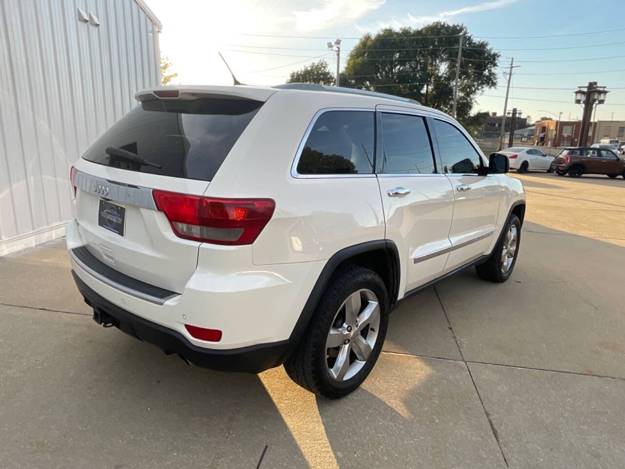 2012 Jeep Grand Cherokee for sale at Auto Connection in Waterloo, IA