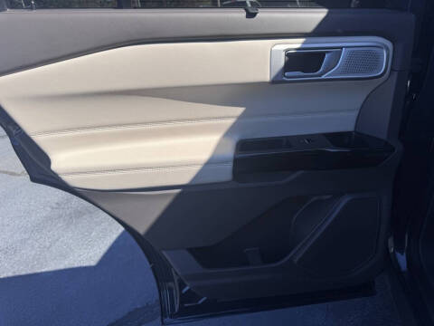 2023 Ford Explorer Platinum