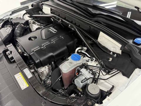 2011 Audi Q5 2.0T quattro Premium Plus