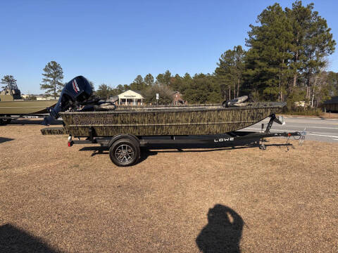 2026 Lowe Boats Roughneck 1760