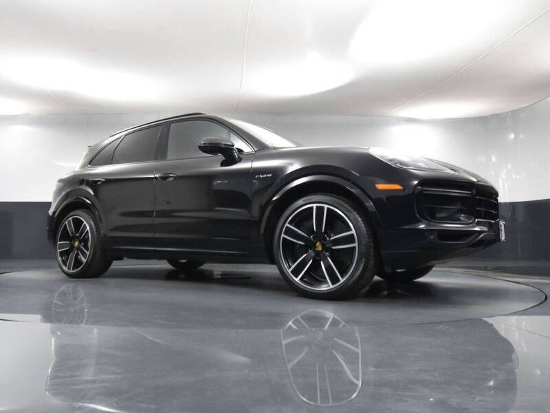 2022 Porsche Cayenne Turbo S E-Hybrid