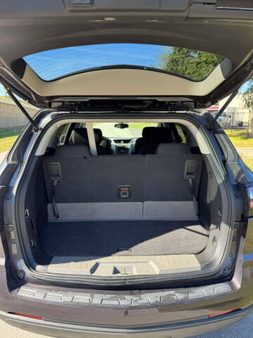 2017 Chevrolet Traverse LS