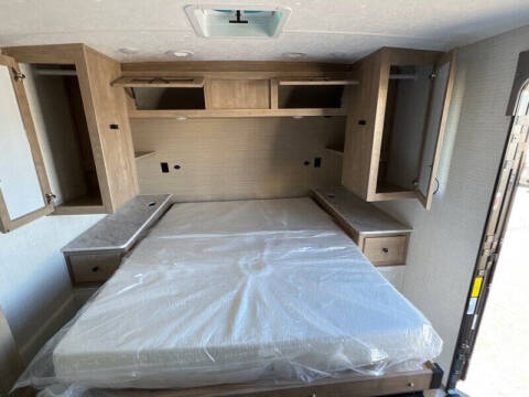 2025 Palomino Solaire