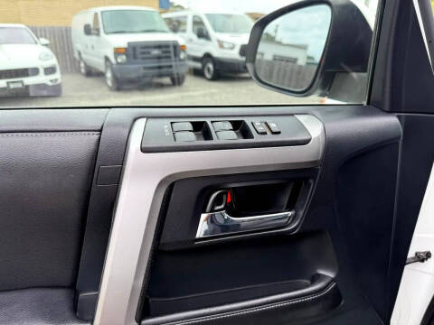 2015 Toyota 4Runner SR5