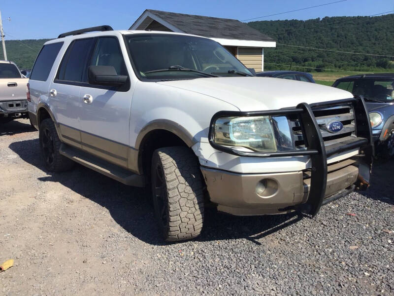 2011 Ford Expedition XLT's photo