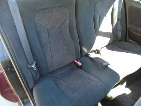 2001 Saturn S-Series SL2