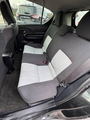 2015 Toyota Prius c Two