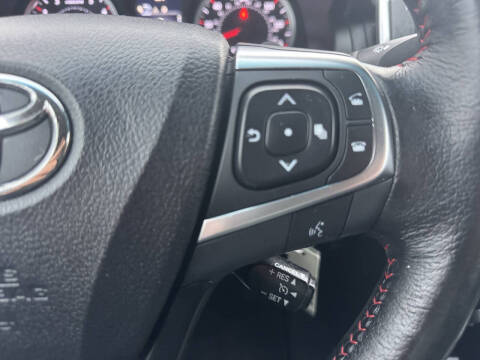 2016 Toyota Camry SE