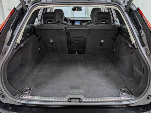 2024 Volvo V90 Cross Country B6 Plus