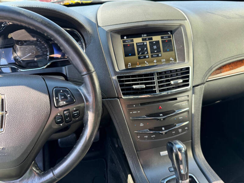 2016 Lincoln MKT Town Car Livery Fleet