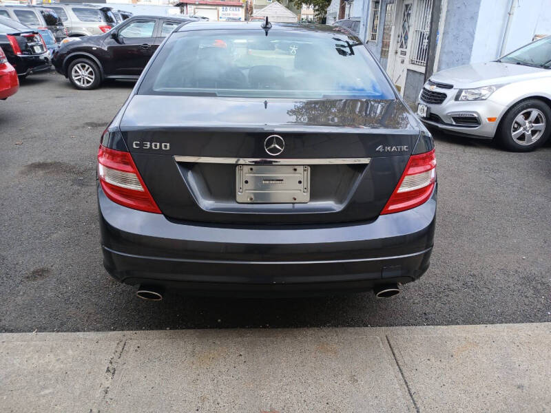 2011 Mercedes-Benz C-Class C 300 Sport 4MATIC
