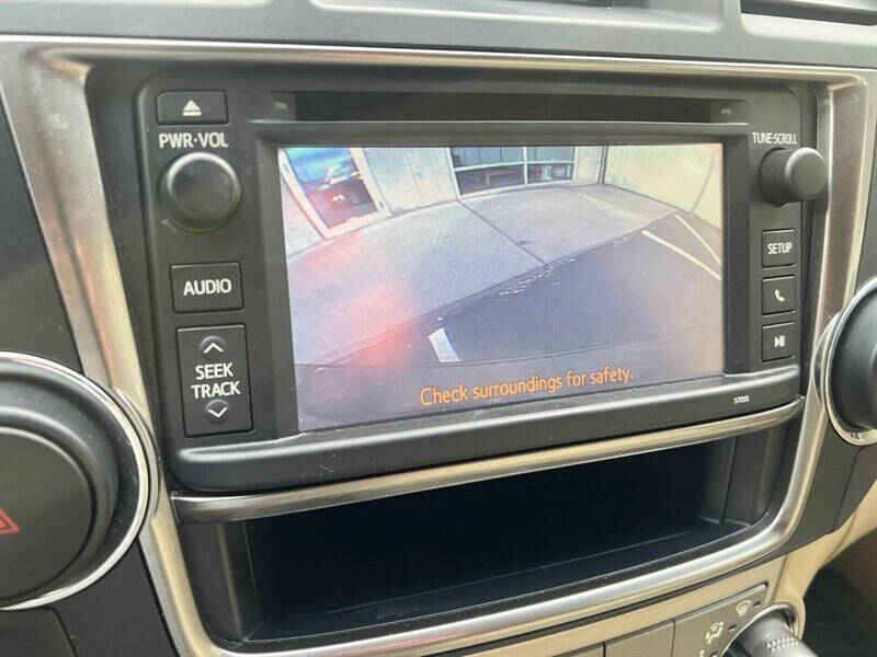 2013 Toyota Highlander Plus