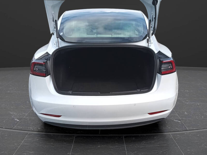 2019 Tesla Model 3 Standard Range Plus