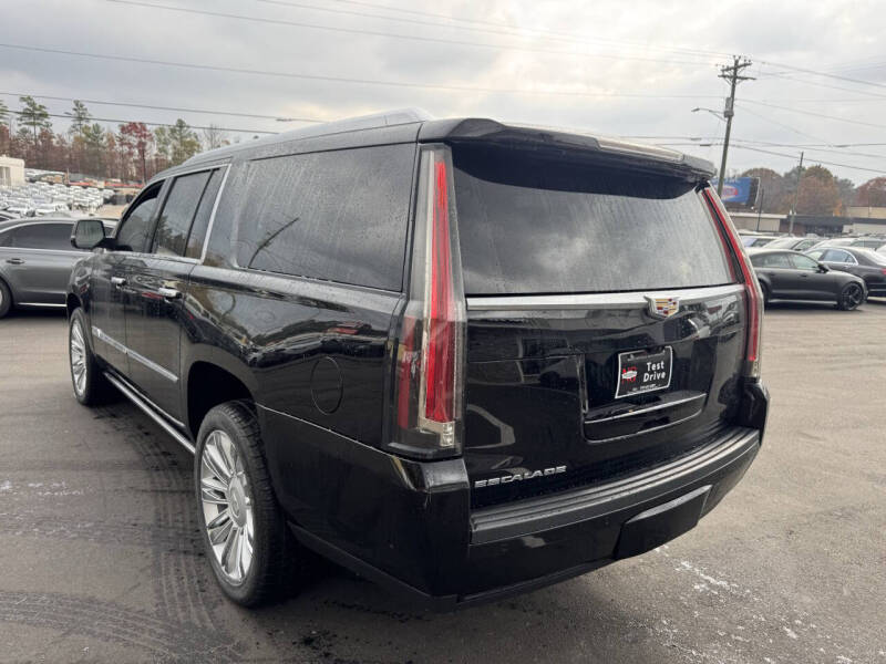 2018 Cadillac Escalade ESV Platinum