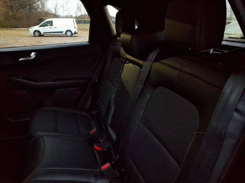 2026 Ford Escape Hybrid ST-Line Select