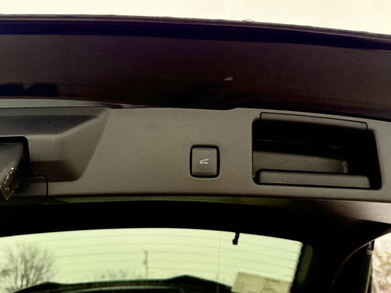 2025 Ford Escape Hybrid ST-Line Select