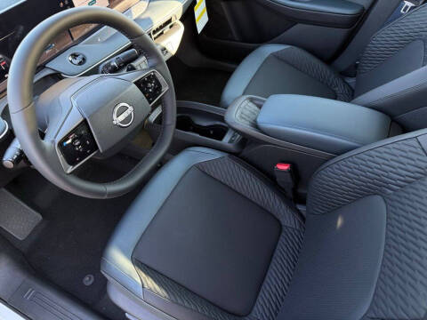 2026 Nissan LEAF Platinum+