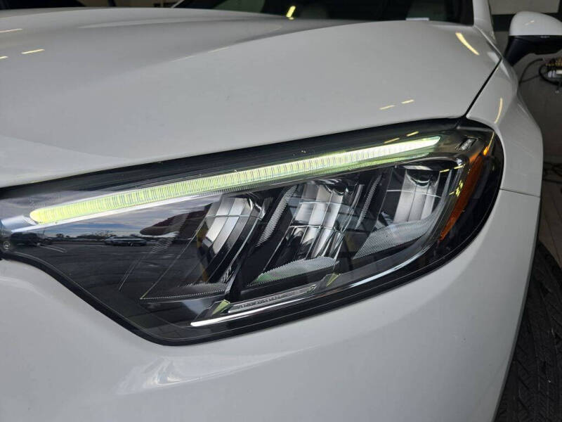 2023 Mercedes-Benz GLC GLC 300