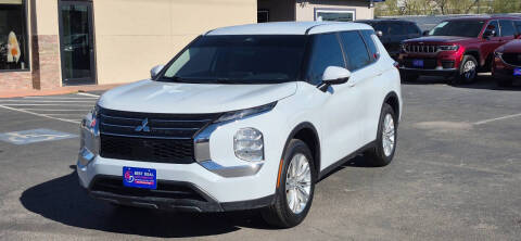 2022 Mitsubishi Outlander ES