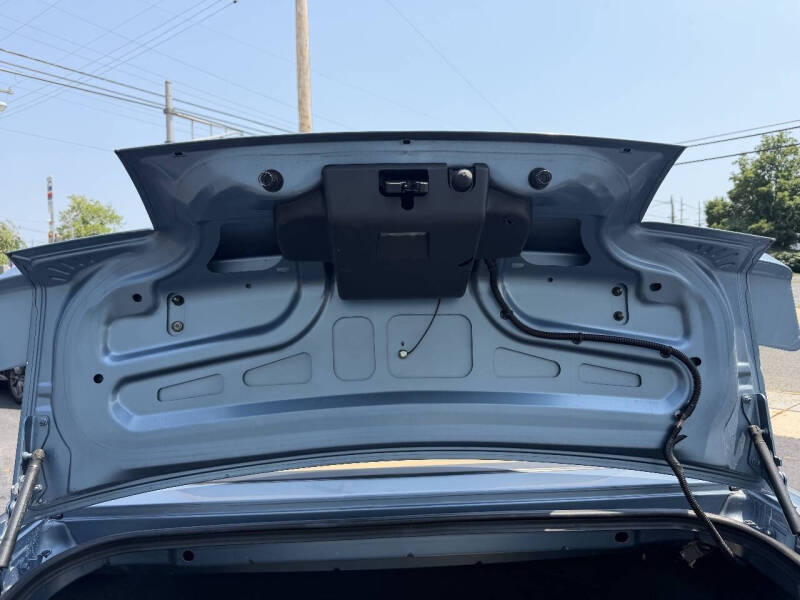 2007 Ford Mustang V6 Deluxe