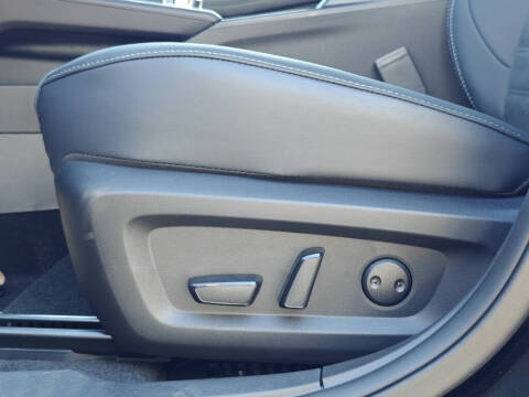 2025 Mitsubishi Outlander PHEV SE