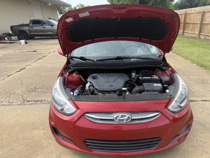 2017 Hyundai Accent SE