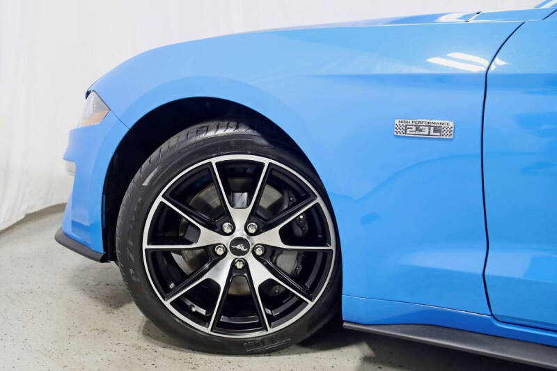 2022 Ford Mustang
