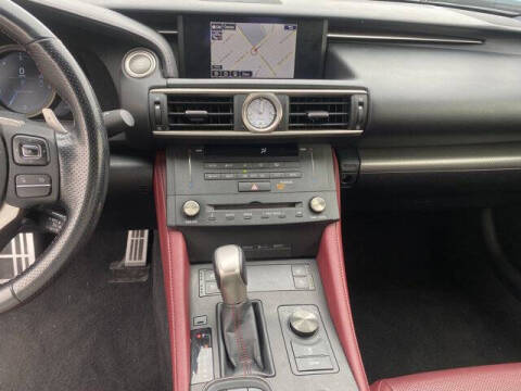 2016 Lexus RC 200t