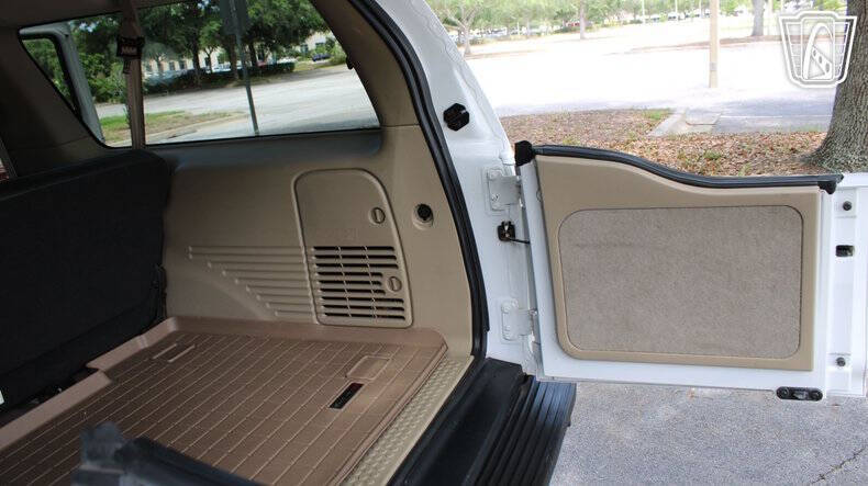2005 Ford Excursion Eddie Bauer