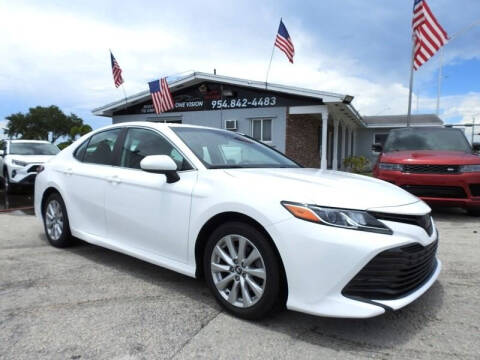 2020 Toyota Camry for sale at One Vision Auto in Hollywood FL