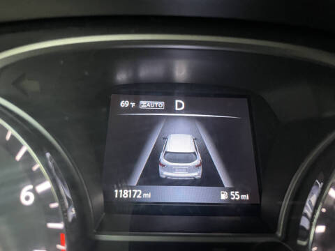 2016 Nissan Pathfinder SV