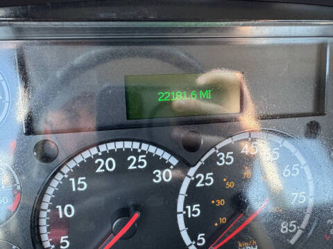 2019 Freightliner M2 106