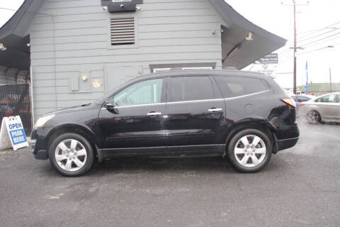 2017 Chevrolet Traverse LT