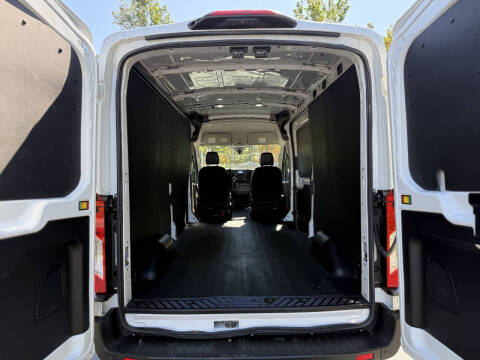 2023 Ford Transit 250