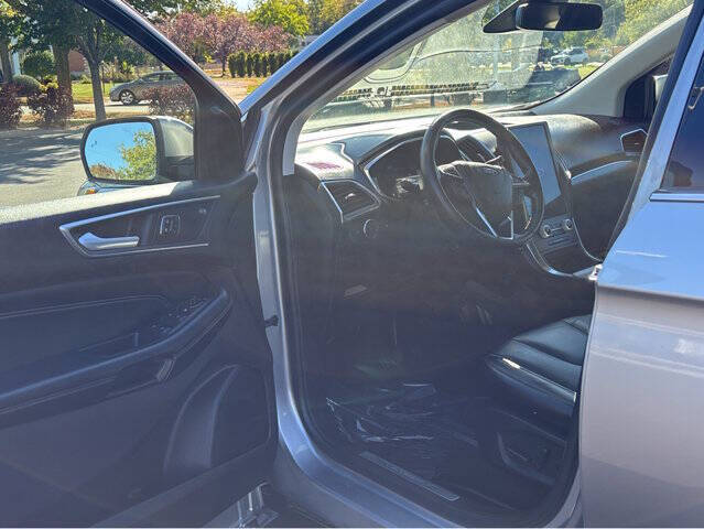 2021 Ford Edge Titanium