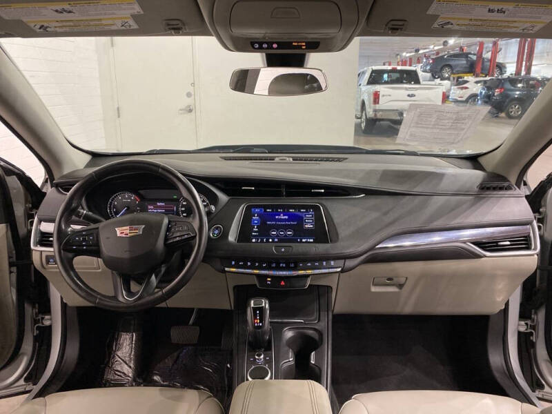 2019 Cadillac XT4 Luxury