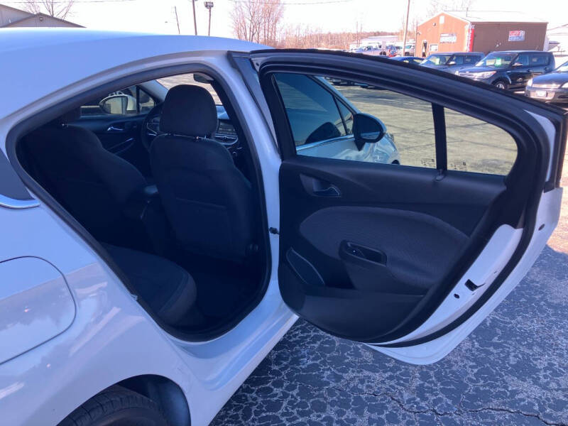 2017 Chevrolet Cruze LT Auto